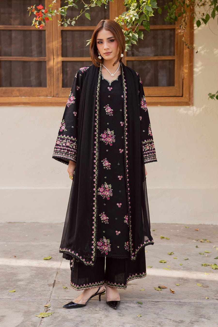 BATIK 3PC LAWN EMBROIDERED UNSTITCHED D#1120