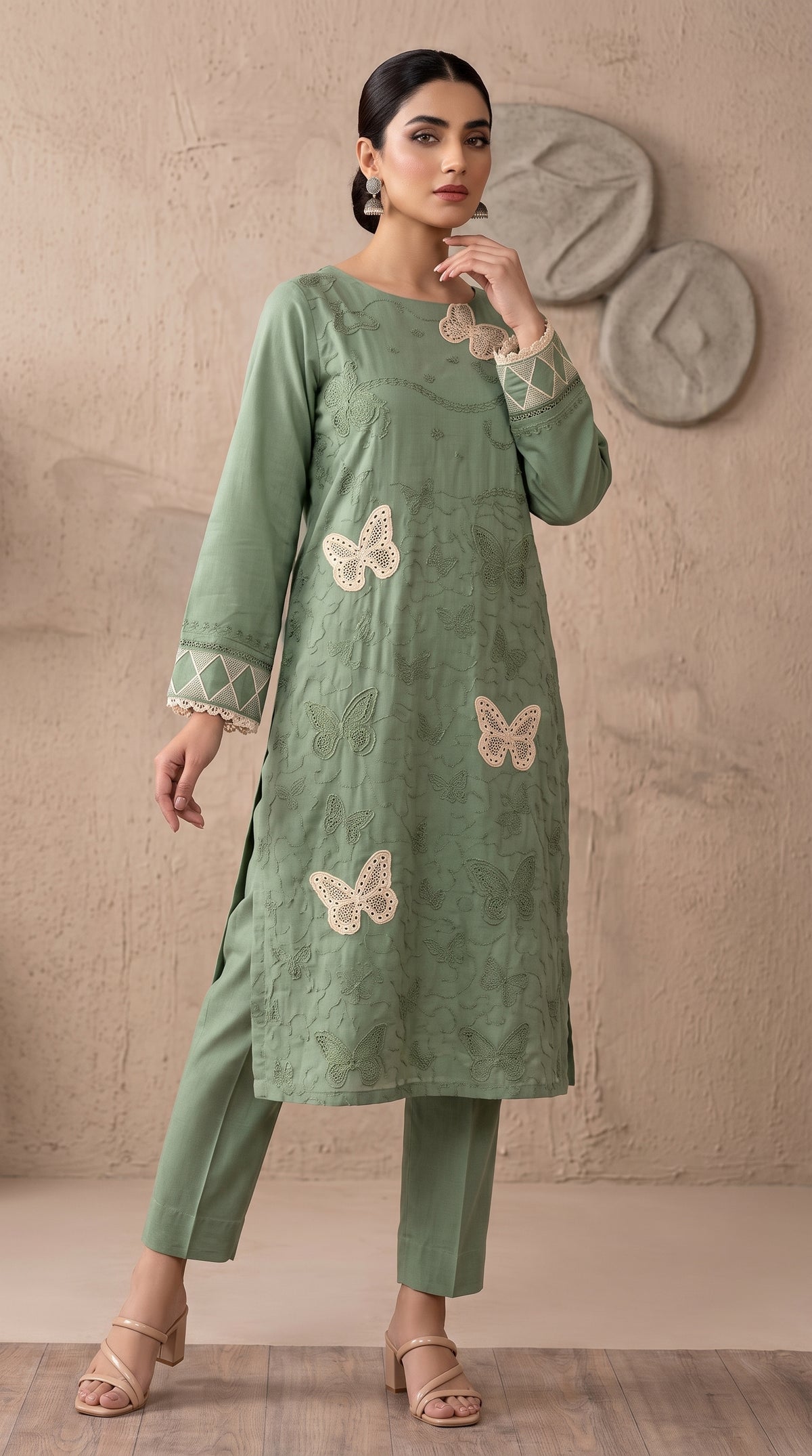 RIWAQ - 2PCS EMBROIDERED UNSTITCHED LAWN SUIT #RWQ113